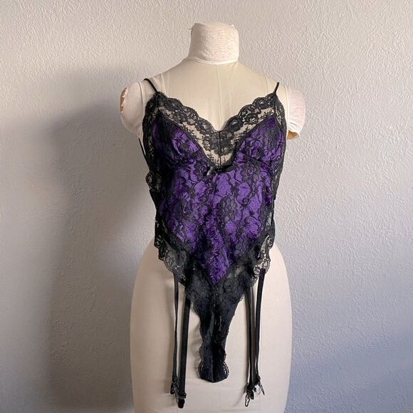 Vintage 80’s Purple & Black Lace teddy Size Small - Picture 1 of 7
